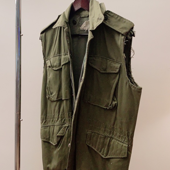 Vintage Army Vest - Picture 5 of 5